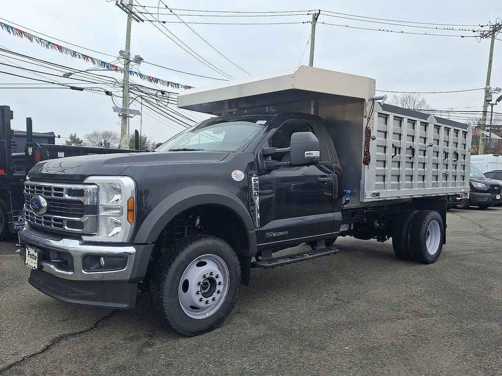 2025 Ford F-550SD